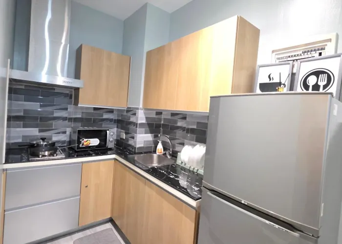 Cozy 1-br In Makati With Pool, Gym, Wifi, Netflix, Great Views Apartment Manila