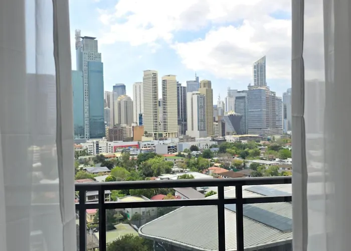 Apartment Cozy 1-br In Makati With Pool, Gym, Wifi, Netflix, Great Views