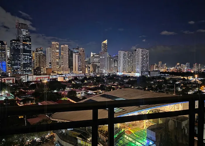 Apartment Cozy 1-br In Makati With Pool, Gym, Wifi, Netflix, Great Views Manila